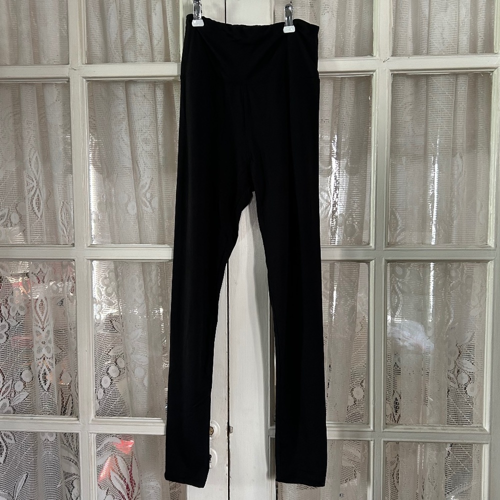 😉Bundle Days😉 Women’s Soft Black Leggings Size Small Medium